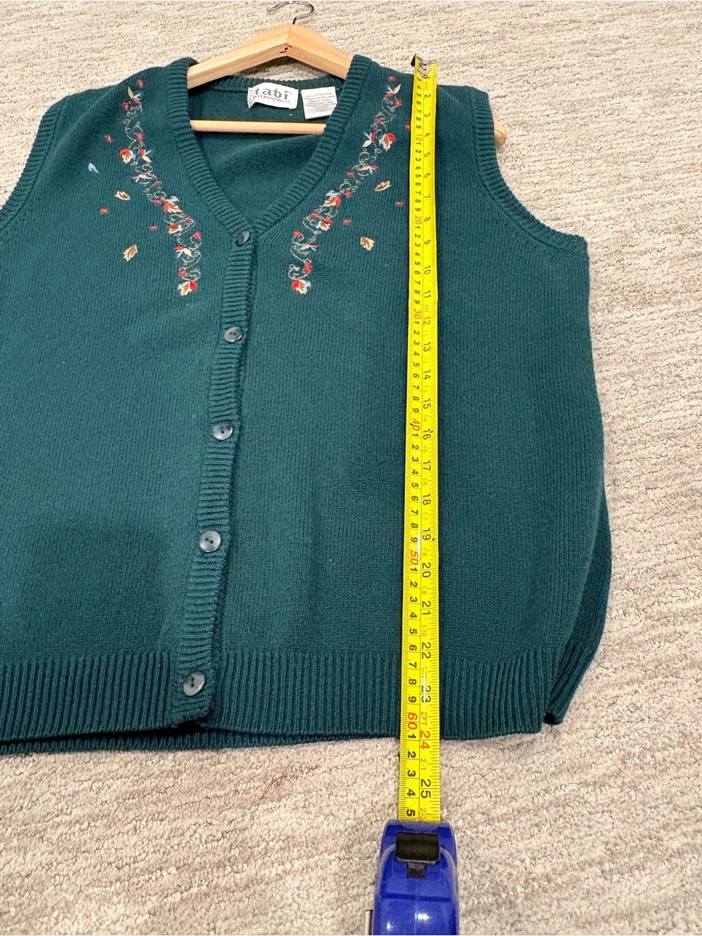 Vintage Tabi Forest Green Floral Embroidered Sweater Vest | Made in Canada | - Picture 8 of 8